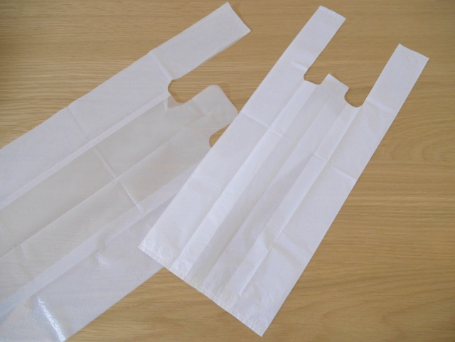 レジ袋有料化に絶対反対、有料化の効果は限定的、デメリットが多くメリットは殆どない