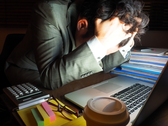 自殺しようとする者のこんなサインは見逃すな、自殺者には兆候があると言われているが気が付かないことが多いので十分注意すること